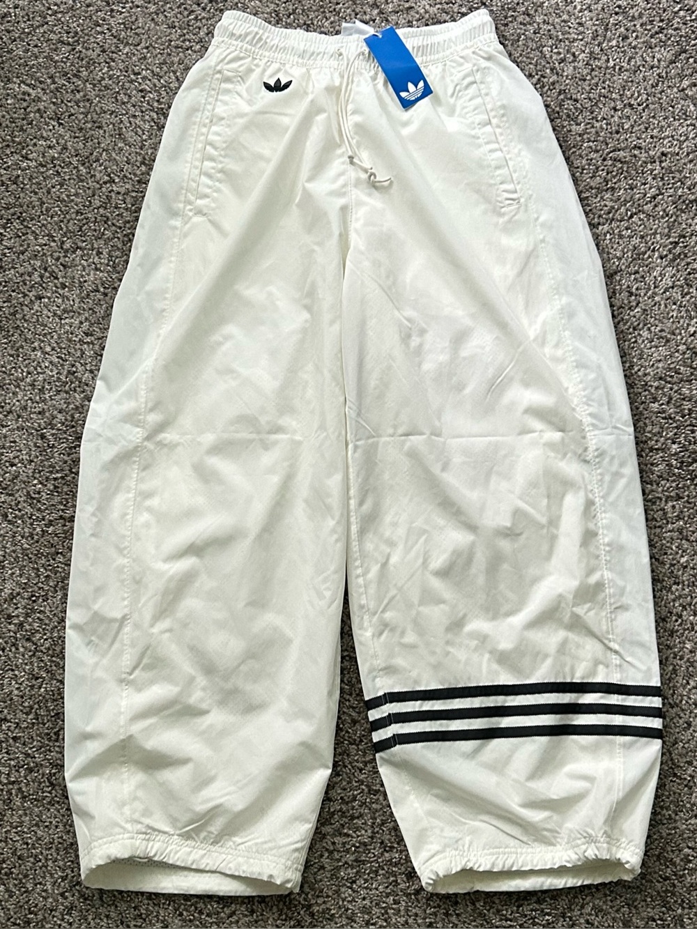 Adidas Neuclassics Track Pants Stripe Off White Loose Fit Size Mens Small JW5454